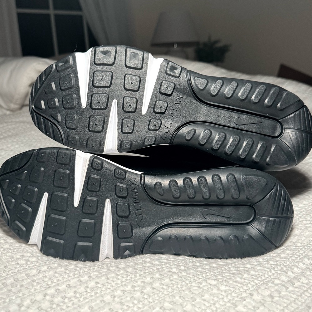 NWOB‼️- NIKE AIR MAX 2090 Running Sneakers (Black/Grey/White) -M 8.5 / W 9.5 - Picture 9 of 15